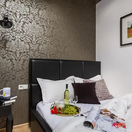 The Eleven By Fragola Daire Krakow